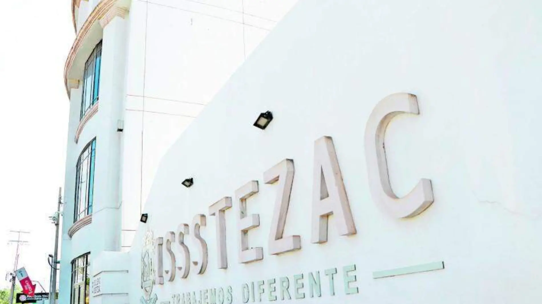 fachada de oficina del Issstezac